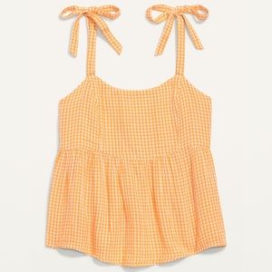 Old Navy Tie-Shoulder Smocked Gingham Cami
Babydoll Swing Blouse | Size M